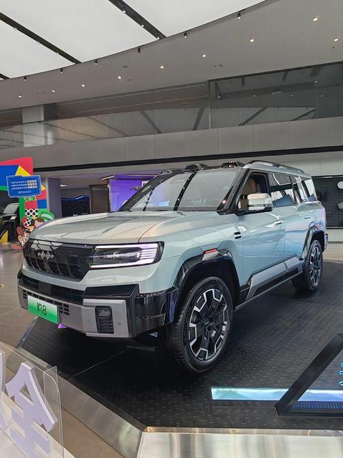 广州82比亚迪方程豹硬派越野的爆款，英菲尼迪35周年与你共成长